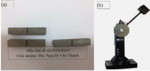 Hình 3.18: Mẫu thử nghiệm (a) và thiết bị thử va đập Chappy (b)